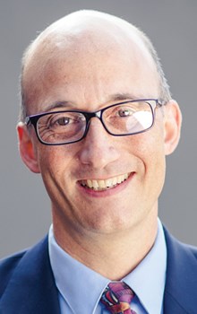 الدكتور جاستن باريت، الباحث في مركز أكسفورد للأنثروبولوجيا والعقل، قائد مشروع فطرية الإيمان.